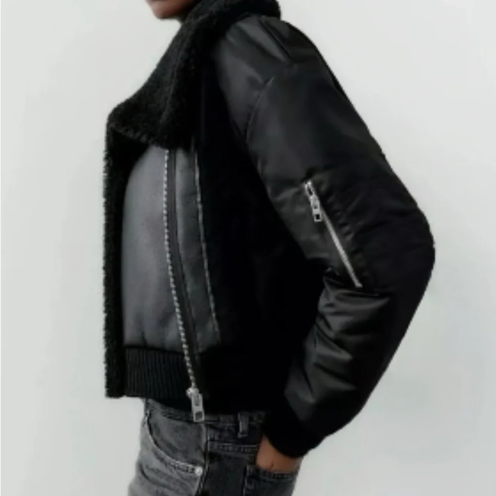 Zara Black Bomber Jacket with Shearling Detail - Picture 3 of 9